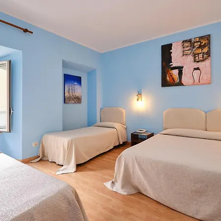 Della Posta 3* Bracciano (Rome)