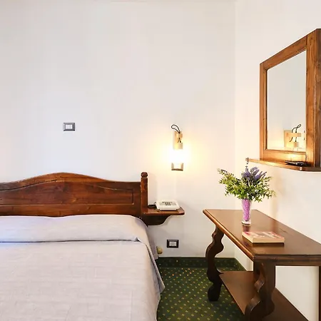 Hotel Della Posta 3*