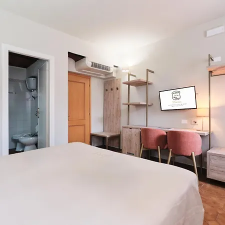 Della Posta 3* Bracciano (Rome)