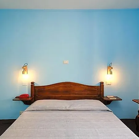 Della Posta Hotel 3*
